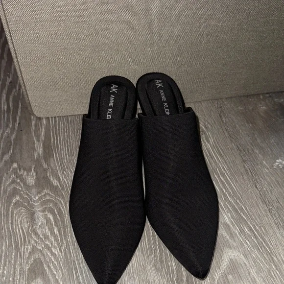 AK Anne Klein iFlex Black Knit Pointed Toe Heeled Mules Slip-Ons Size 7 - Picture 3 of 6
